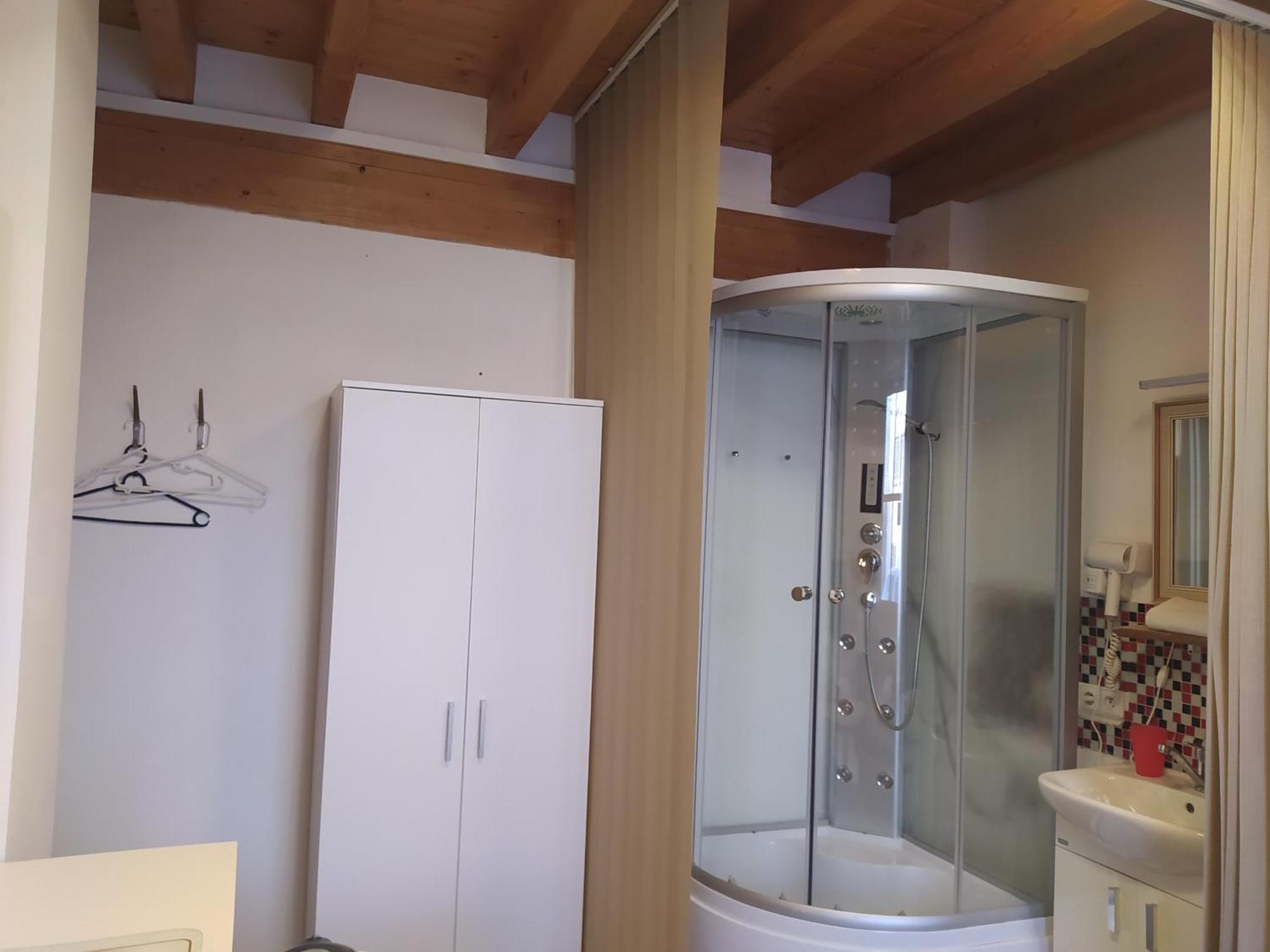 Vila Callum Relax & Wellness オストラヴァ 部屋 写真